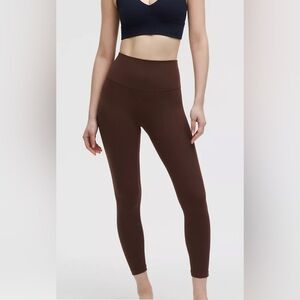 Lululemon twist & train scalloped hem cropped 23” lava cake High-Waisted Legging